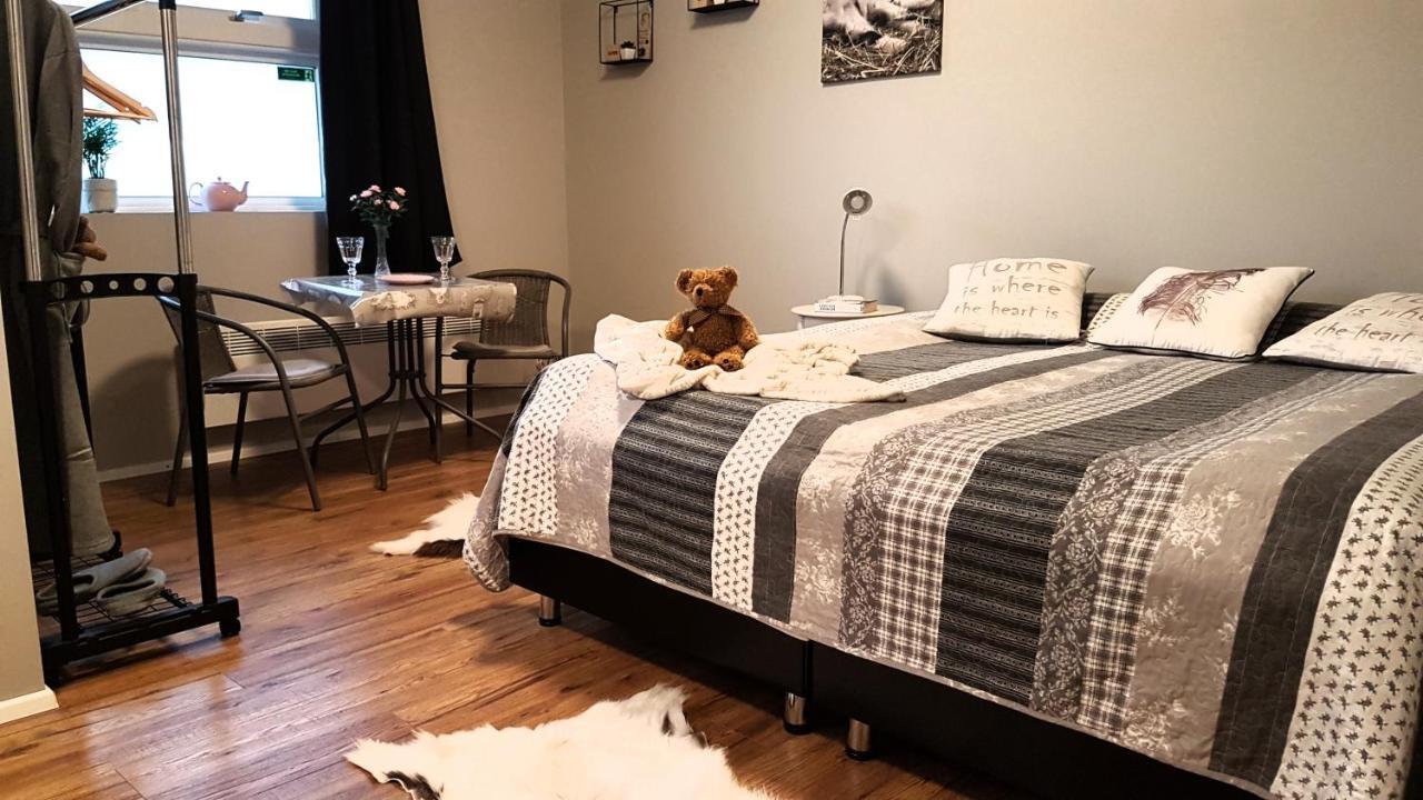 Skalatjoern Guesthouse Skalatjorn المظهر الخارجي الصورة